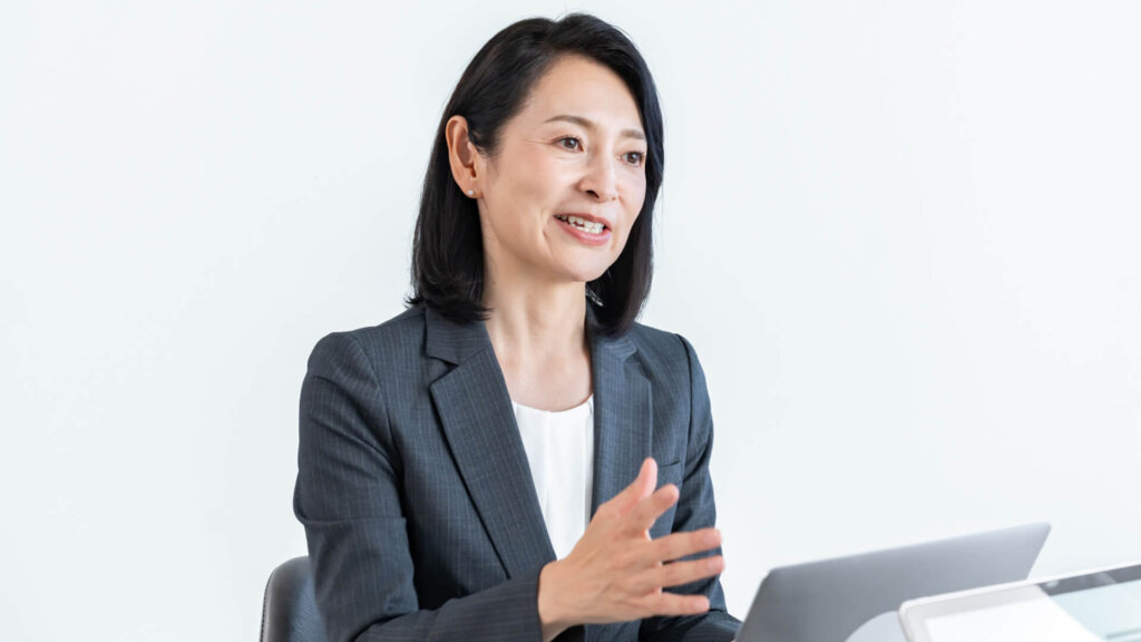 検討しますと言われていたが、その場で契約になった